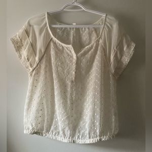 Cream American eagle dressy tshirt, size xs